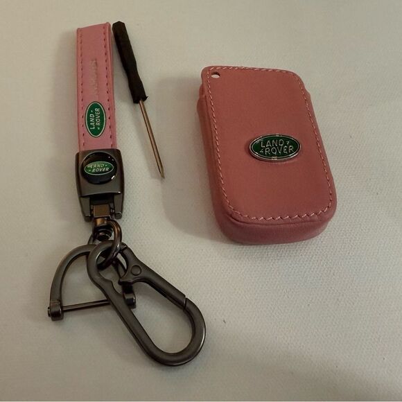 Land Rover Key Fob Keychain and Fob Case Cover in Pink Leather NWT - Picture 4 of 7